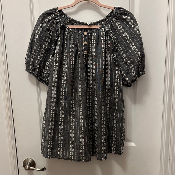 Cato Tops - NWT Cato blouse size 14/16
